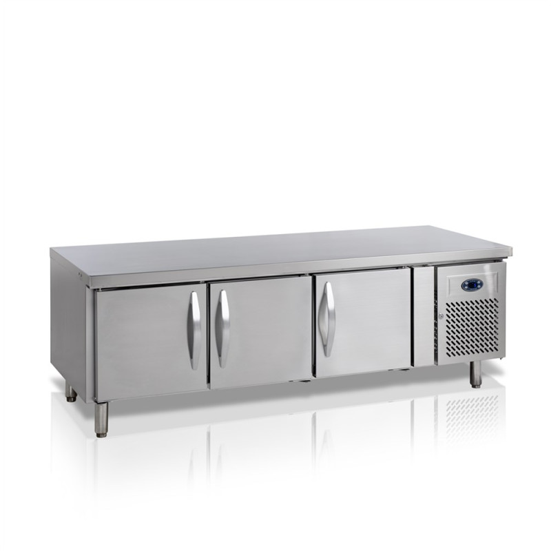 Tavolo Refrigerato Positivo GN 1/1 - 262 L - 3 Porte TEFCOLD Tavolo Refrigerato Positivo GN 1/1 - 262 L - 3 Porte TEFCOLD