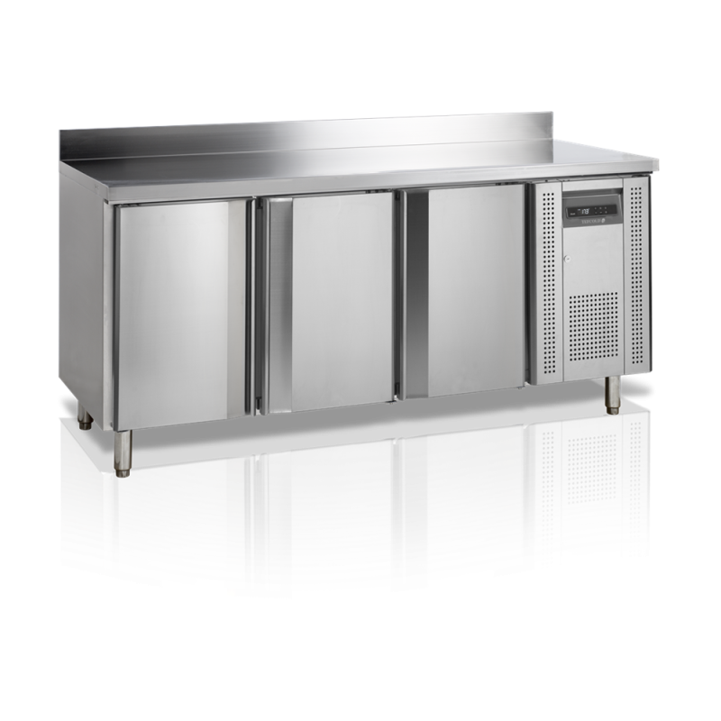 Tavolo Refrigerato Inox 3 Porte GN 1/1 - TEFCOLD: Conservazione ottimale degli ingredienti con eleganza Tavolo Refrigerato Inox 3 Porte GN 1/1 - TEFCOLD: Conservazione ottimale degli ingredienti con eleganza