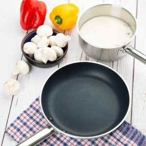Padella antiaderente ad induzione Ø 240 mm - Vogue - Fourniresto