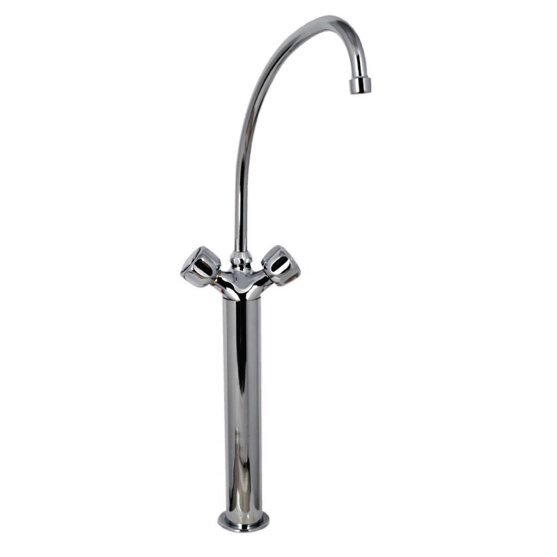 Rubinetto miscelatore monoforo modello pesante 3/4" con 2 rubinetti su colonna - L 200 mm Rubinetto miscelatore monoforo modello pesante 3/4" con 2 rubinetti su colonna - L 200 mm